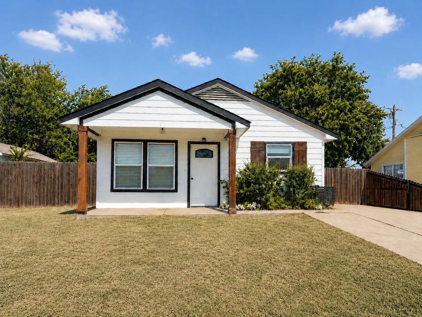 106 Raymond St. Bowie, Tx. 76230